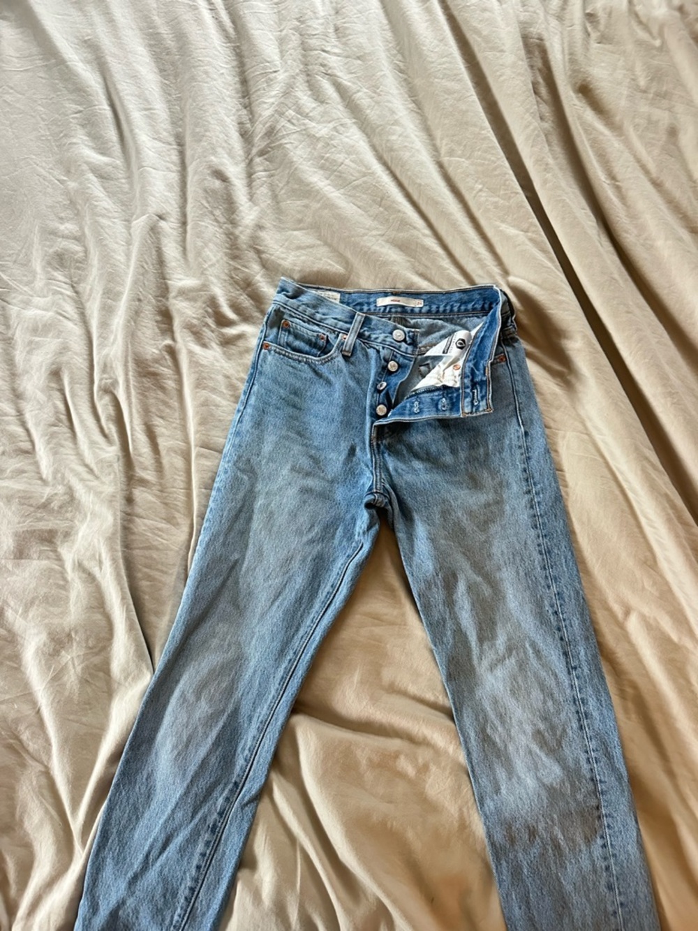 Levi's Light Blue High-Rise Straight Jean wedgie fit